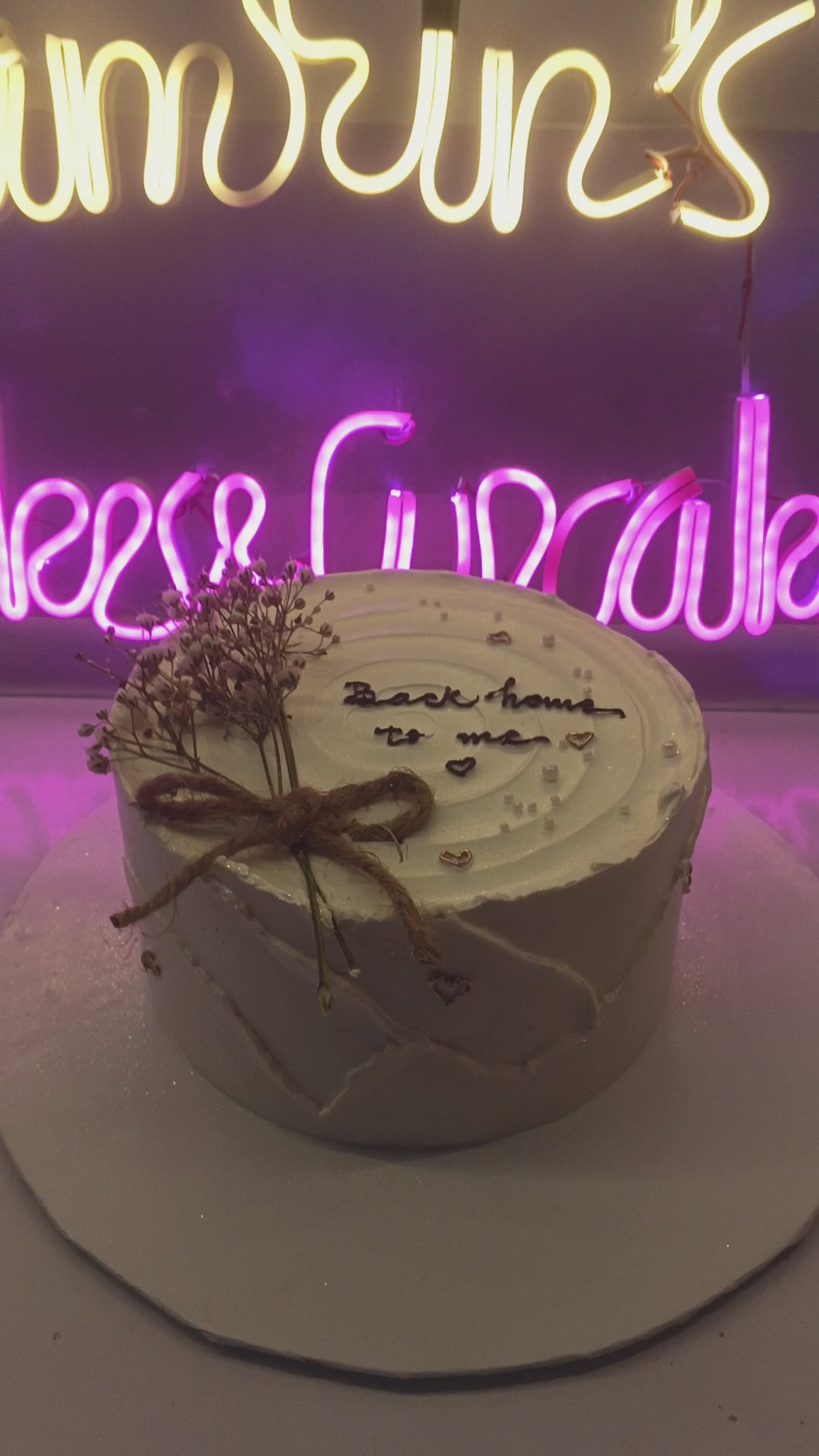 customized london cake 2 pounds