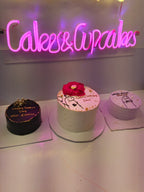 3 cakes customized