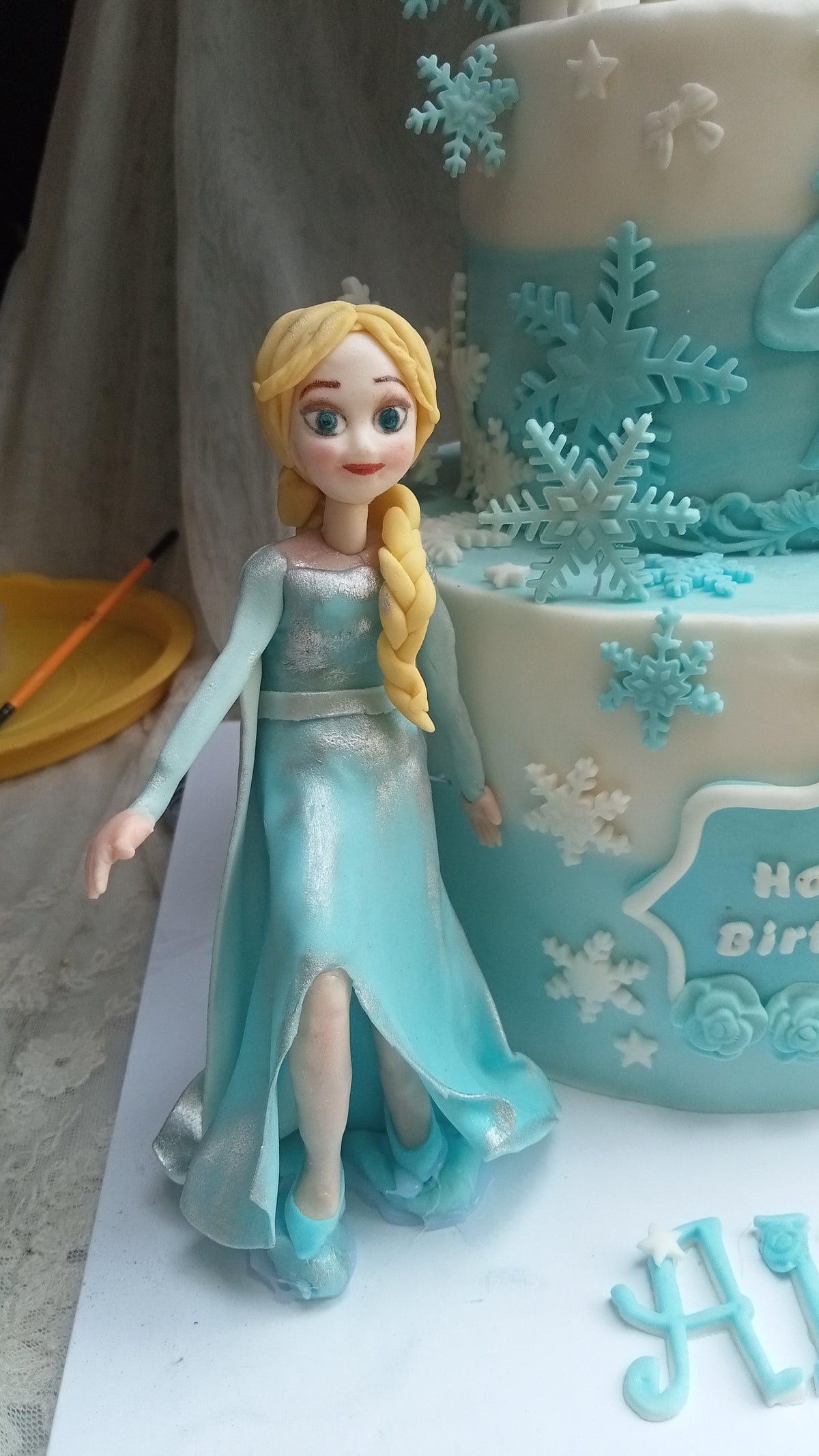 frozen theme cake 8 pounds handmade charachters