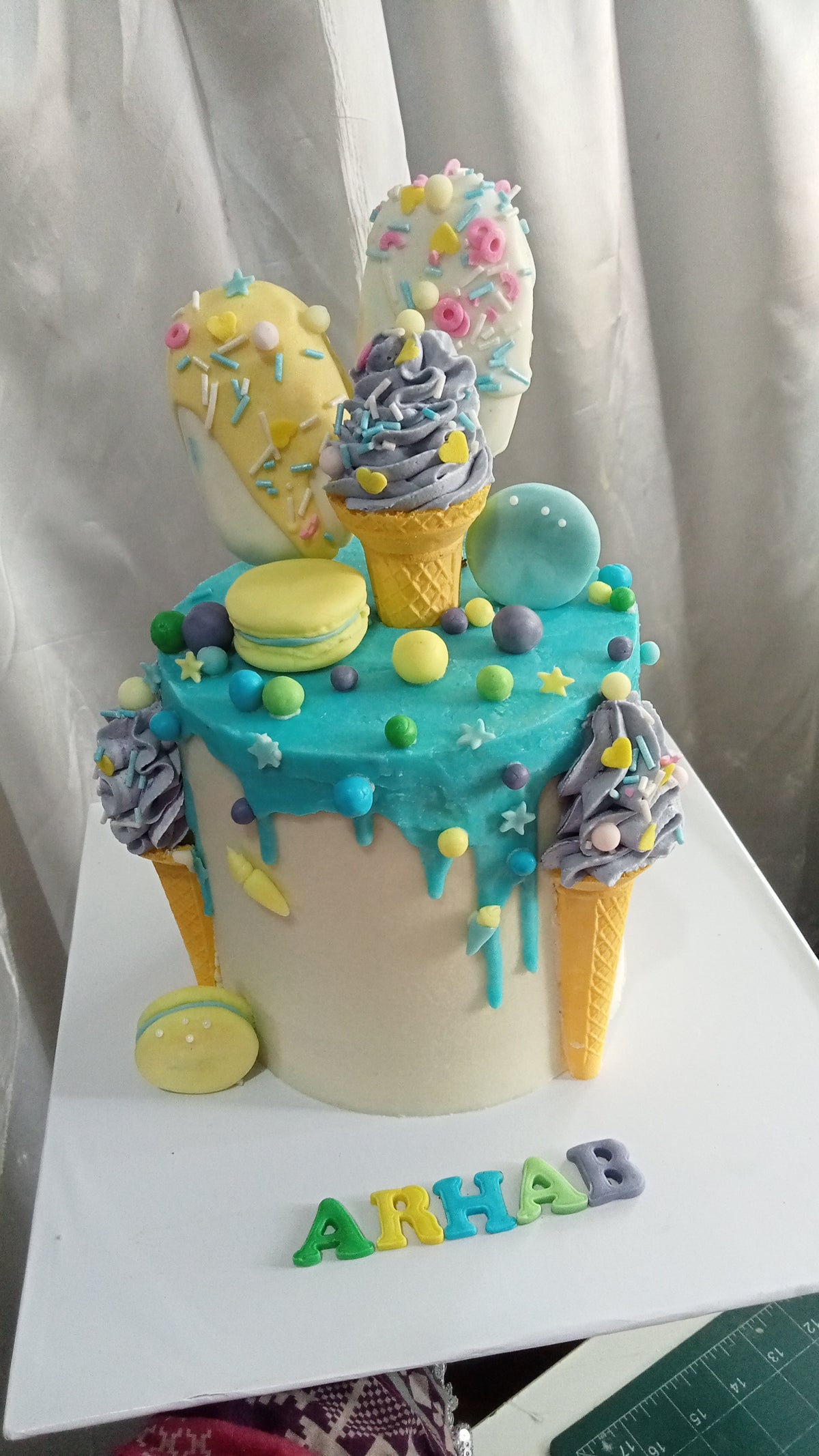 ice cream theme cake in buttercream 3 pounds
