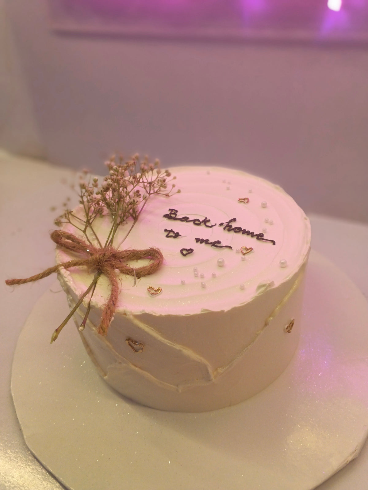 customized london cake 2 pounds
