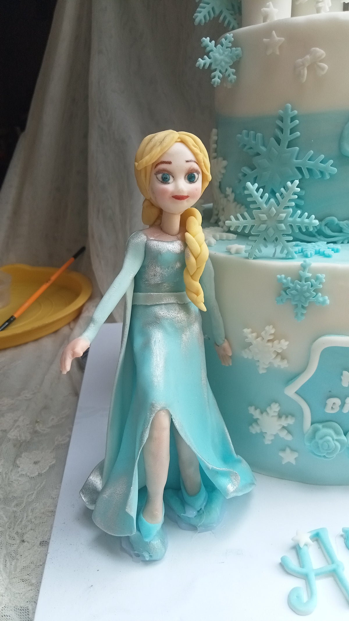 frozen theme cake 8 pounds handmade charachters
