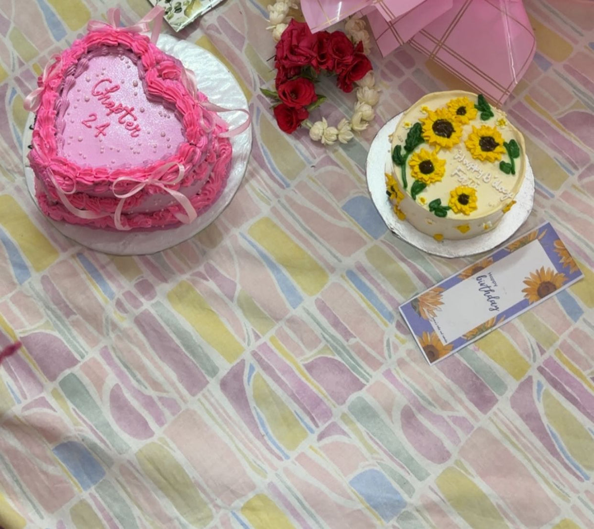 1 pound heart cake and 1 pound sunflower theme cake with review