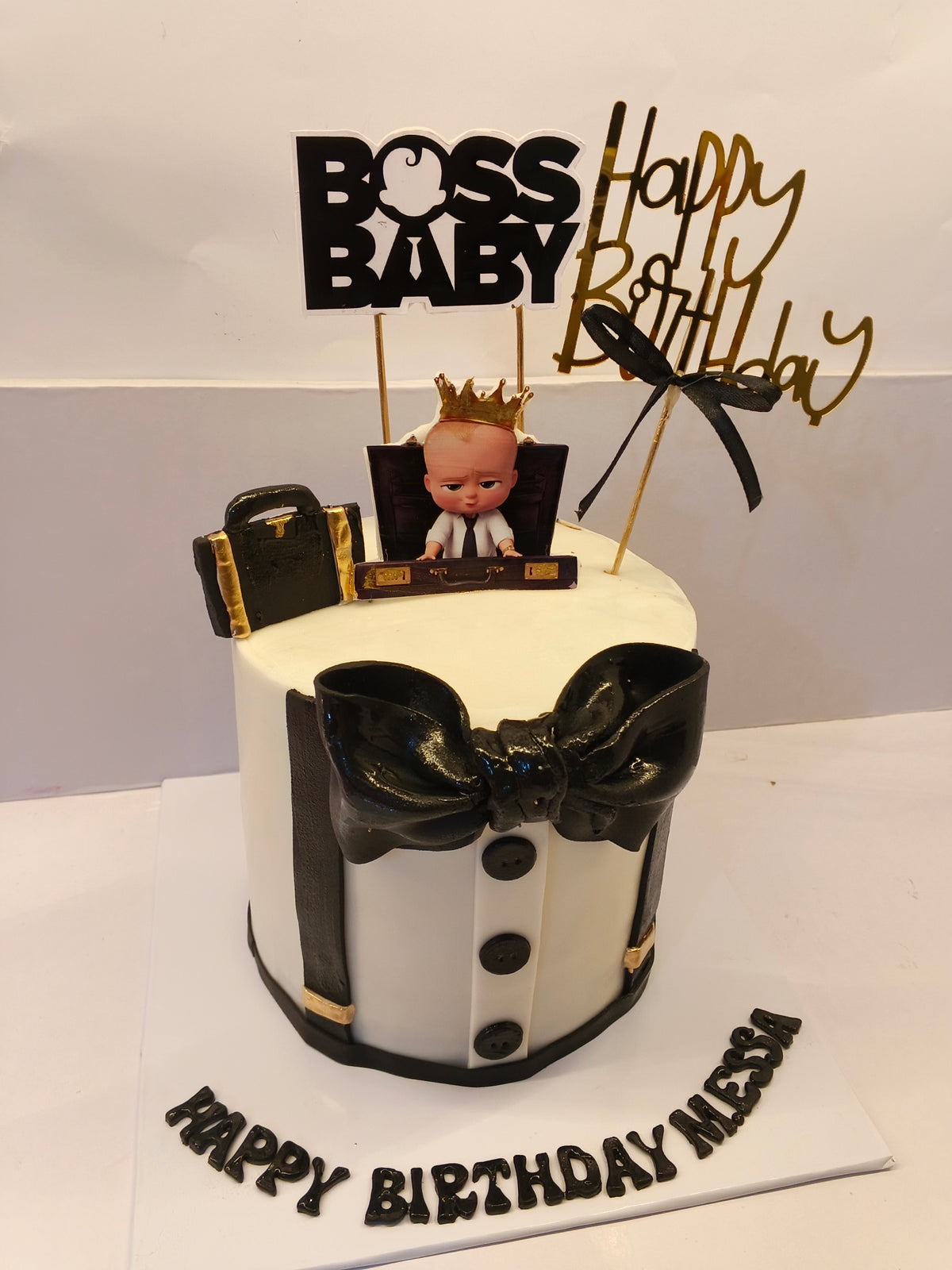 customized boss baby cake